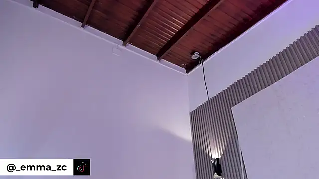 Chat XXX en directo de Emmazc_