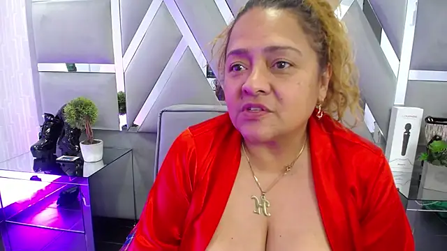 MonzerratBoyer – Live XXX-chat