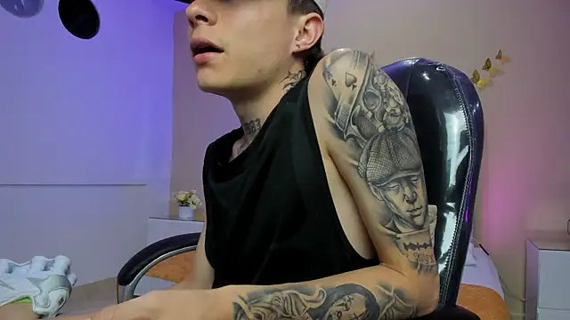 Nascary_Fox Adlı Modelin Canlı XXX Sohbeti