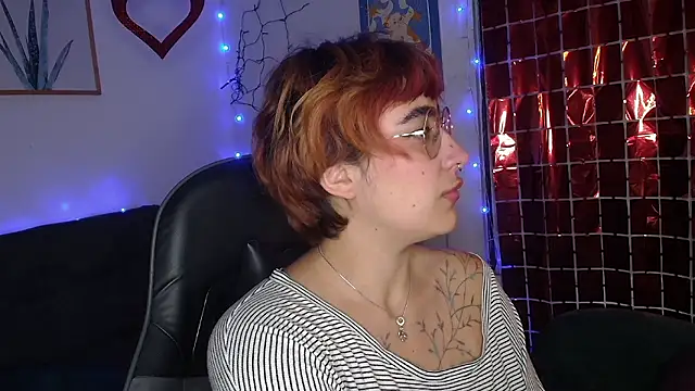 Chatroom XXX en direct de Miacatsito3