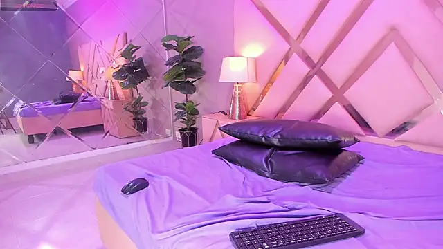 Chat +18 de AmberSterling ao vivo