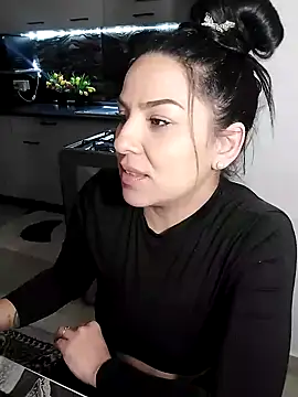 hot-babygirl Webcam show