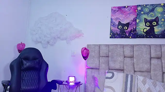 MiiaBlumm_ Webcam-Show