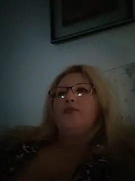 دردشة Divineblond الجنسية المباشرة