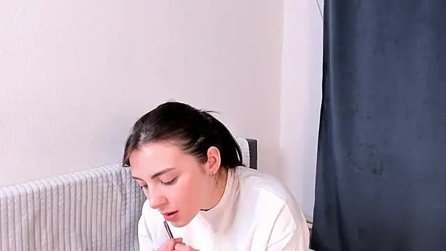 CharlesGruhnn Live XXX chat