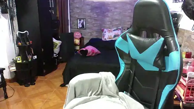 AngelaQueen_ – Naživo XXX chat