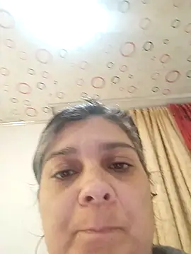 queemking élő XXX-chatje