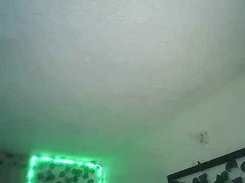 Chatroom XXX en direct de SexDiffrent