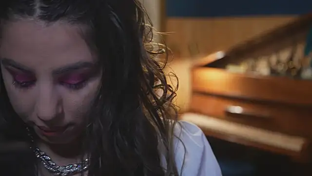 VanessaDoyle Adlı Modelin Canlı XXX Sohbeti