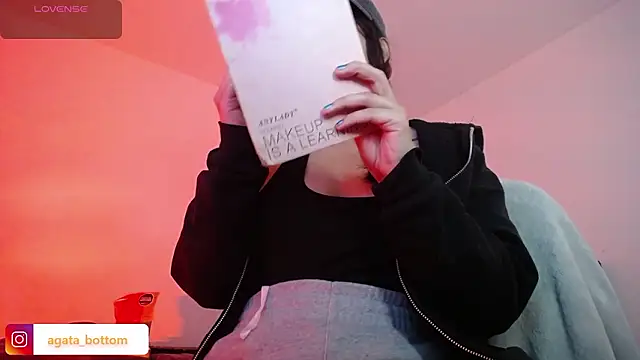 NewAgatha_Bolton Obrolan Langsung XXX