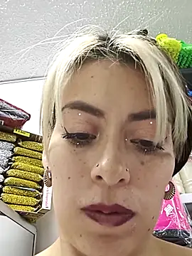 Živý XXX chat Tefannyy_