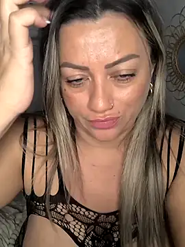 NinaRicci1518 live XXX chat