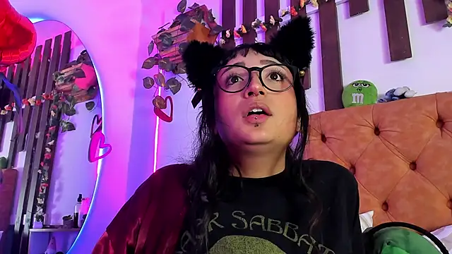 MeowMota_'s Live XXX Chat