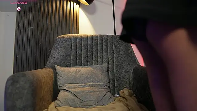 TaylerCross_: διαδικτυακό σόου στην κάμερα