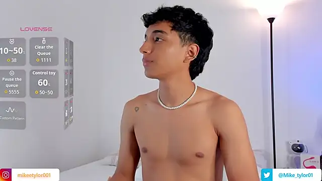 Živý XXX chat mike_tylor01