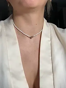 Kittie_Valentinen Live XXX chat