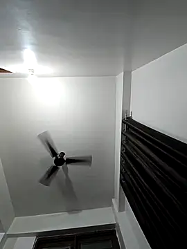 villagb12 Show Webcam