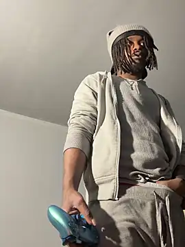 MIGHTYDEMONXXX: διαδικτυακό σόου στην κάμερα