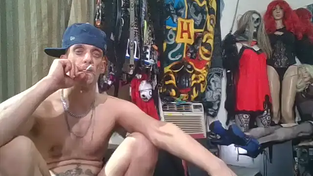 Chat XXX en directo de slinginbigD