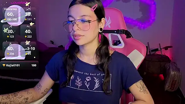 Chat XXX Live larah_uwu