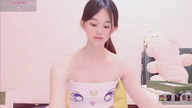 marina-cutegirll Show Webcam