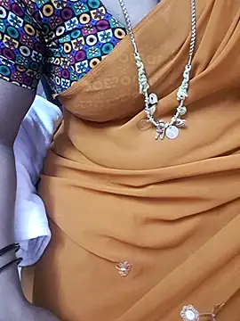 Tamil_Ammani Chat XXX live