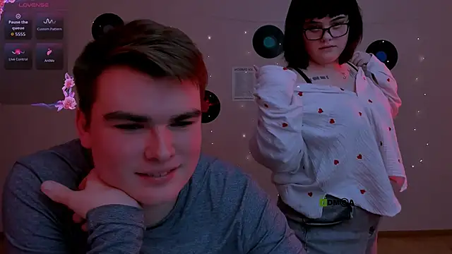 XXX chat uživo modela theo_drift