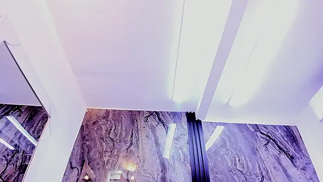 Chat +18 de HellenJohansson ao vivo