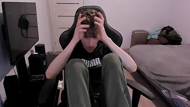 James_Mills élő XXX-chatje