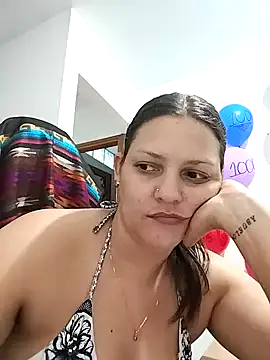 Chat +18 de Mia_Hampton ao vivo