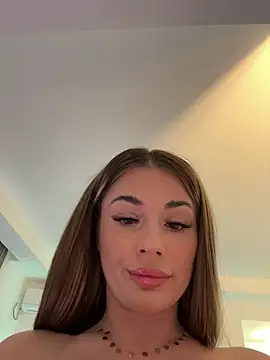 IsabellaEtthan's Webcam Show