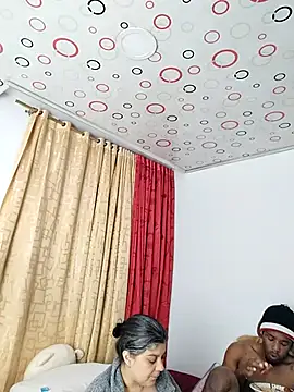 queemking: απευθείας συνομιλία ΧΧΧ