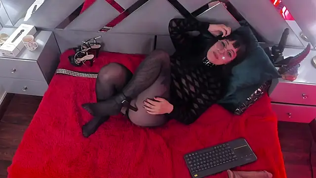 XXX chat uživo modela Ravenna666_