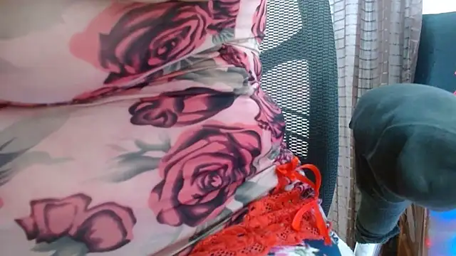 Chat +18 de jenny_milf69 ao vivo