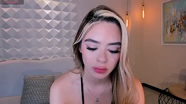 แชท XXX สดของ JuanitaClay