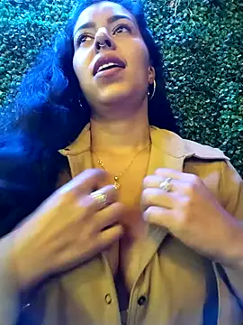 Luianna 现场XXX聊天