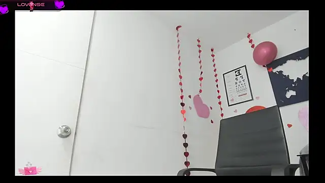 Chat +18 de Jessica_Beltrann ao vivo