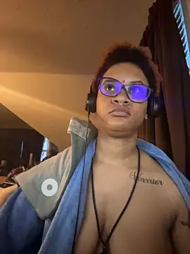 nickytheehawtie Show in webcam