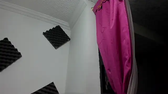 Chat XXX ao vivo de playful-girls