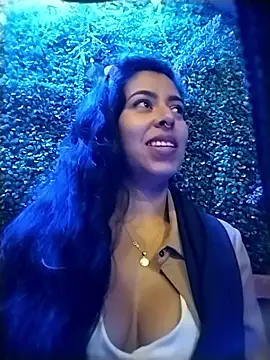 Luianna Live XXX-Chat