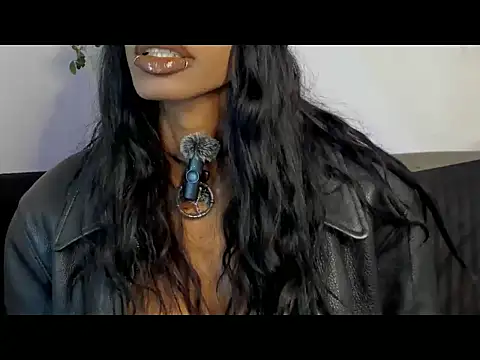 aprille15's Live XXX Chat