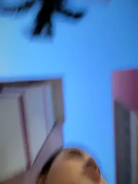 Colibri_xxxのライブXXXチャット