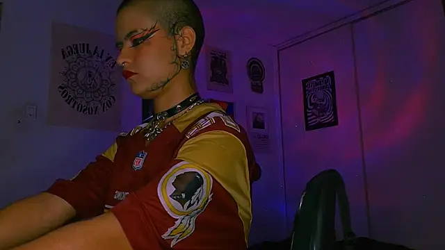 Онлайн чат XXX alex_one888