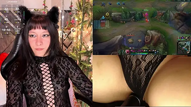 Nanachi_Cook Adlı Modelin Web Kamerası Şovu