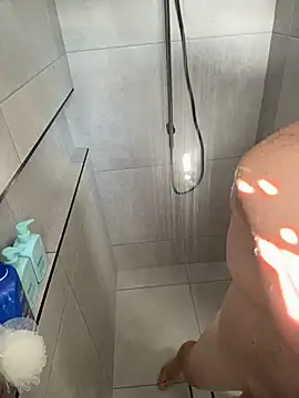 chubbylittlesecret Show in webcam