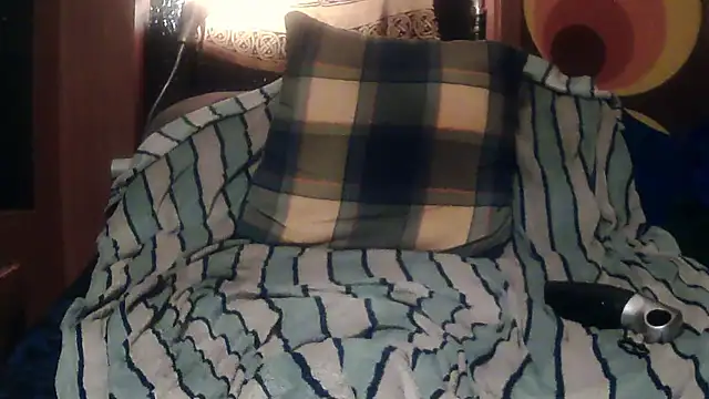 HardBenni webcam show