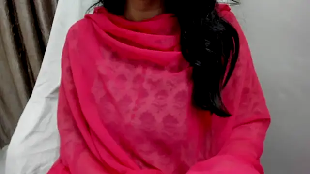 TheShyGirl_ লাইভ XXX চ্যাট