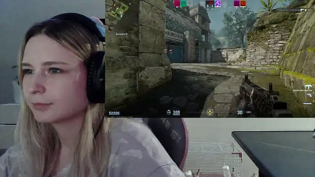 Онлайн чат XXX VladaLevine