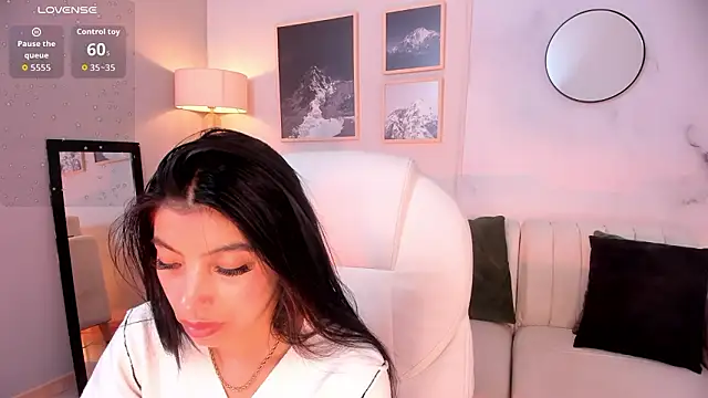 Chat +18 de Tiffany_Low ao vivo