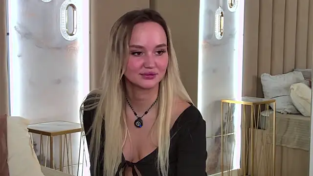 JuliaHotter 라이브 XXX 채팅